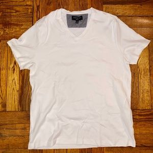 Banana Republic Men's V Neck T-Shirt White